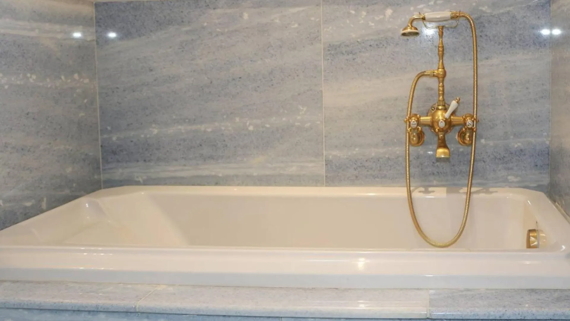 Villa De Maitre 6 Chambres Avec Piscine Et Jacuzzi - Fr-1-768-119 ロクブリューヌ・シュル・アルジャン 0*,  フランス